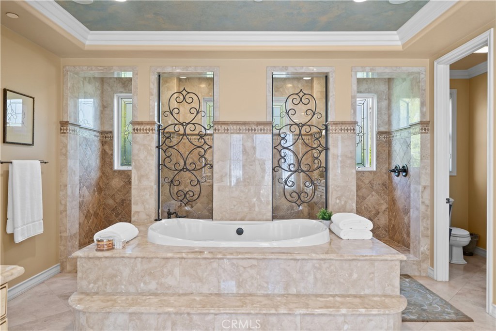 26012 Horseshoe Circle