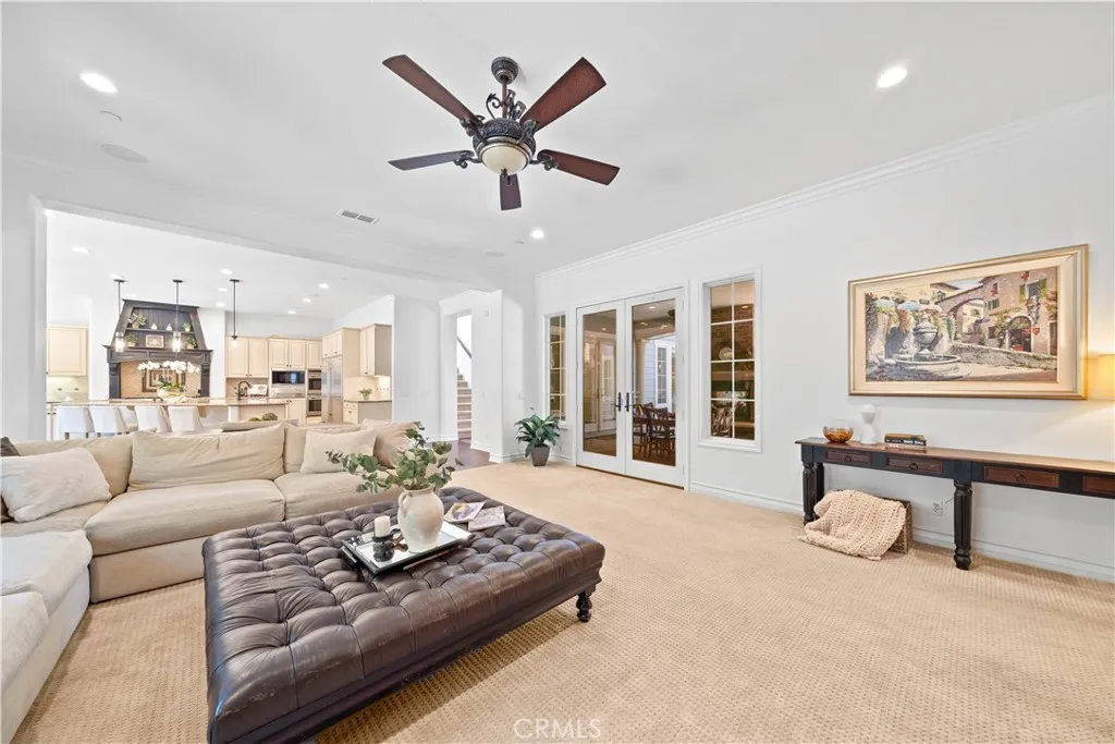 26012 Horseshoe Circle