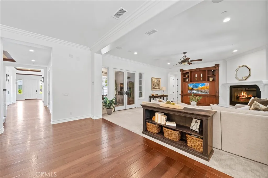 26012 Horseshoe Circle