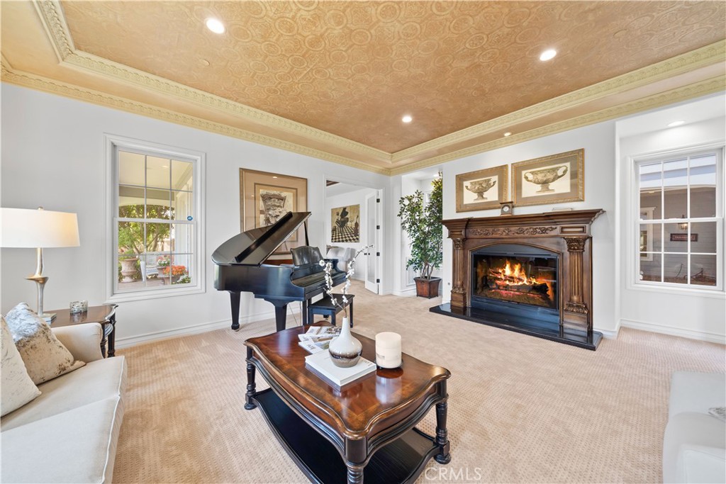 26012 Horseshoe Circle