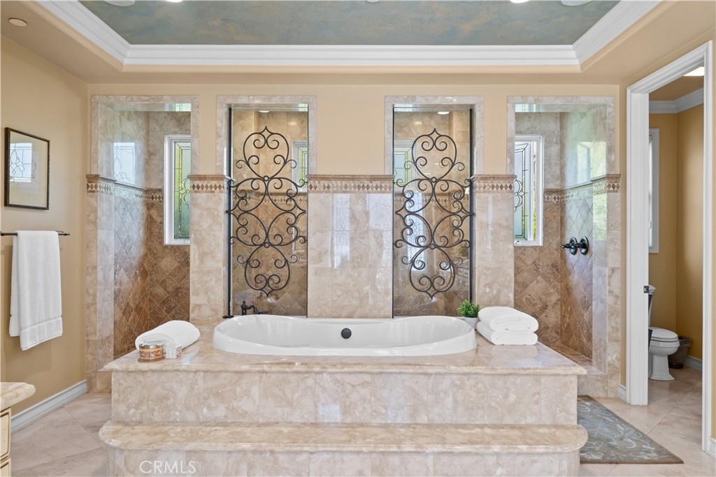 26012 Horseshoe Circle