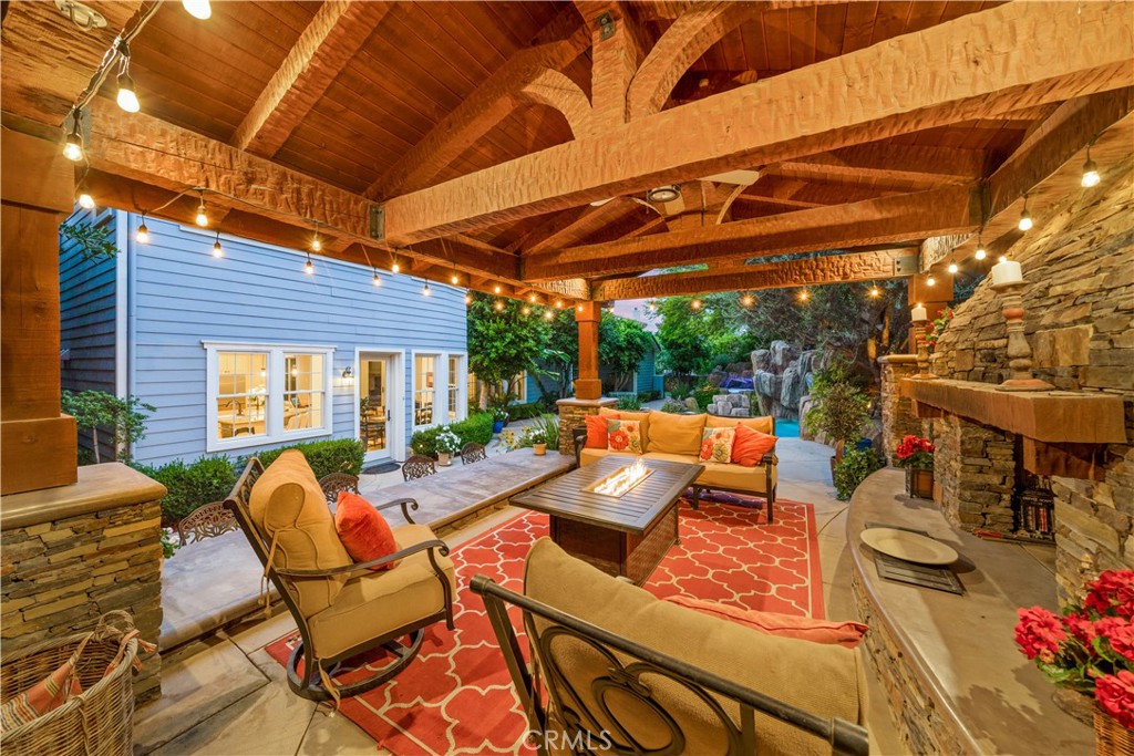 26012 Horseshoe Circle