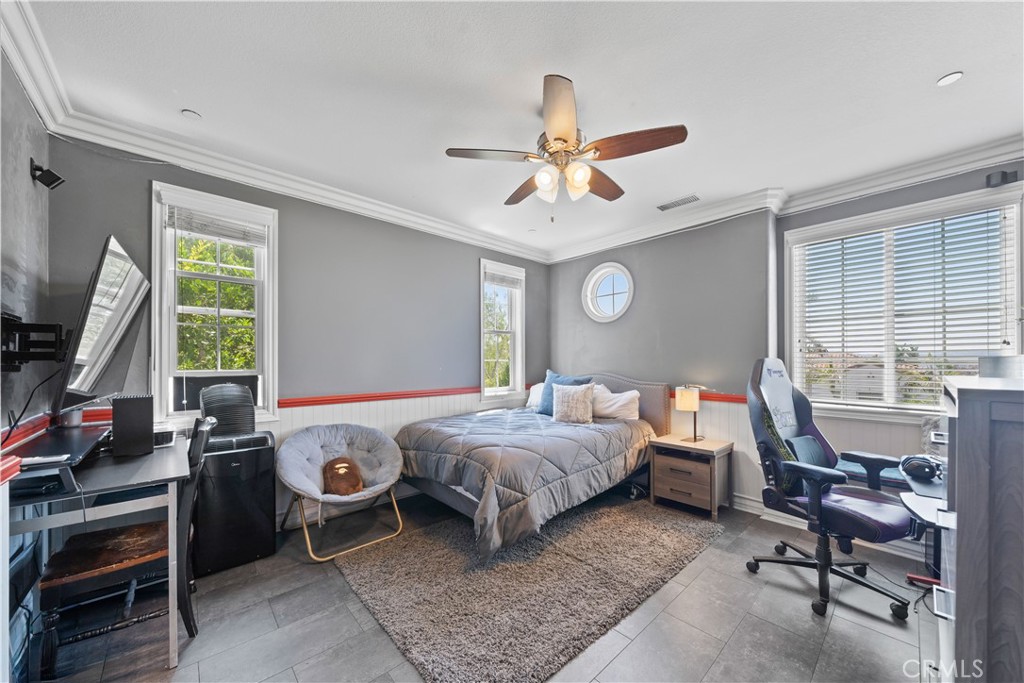 26012 Horseshoe Circle