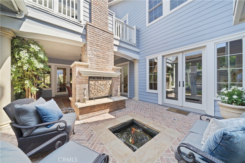 26012 Horseshoe Circle