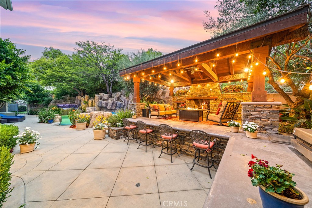 26012 Horseshoe Circle