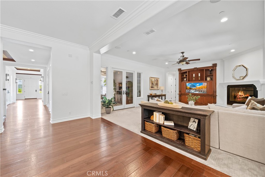 26012 Horseshoe Circle