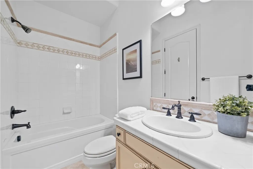 26012 Horseshoe Circle