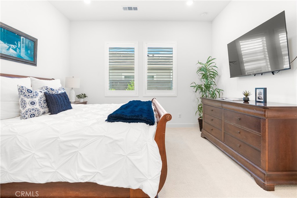 806 Sunrise Road