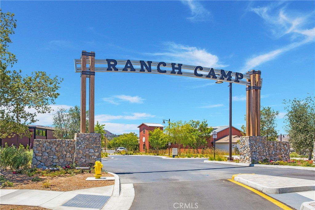 806 Sunrise Road