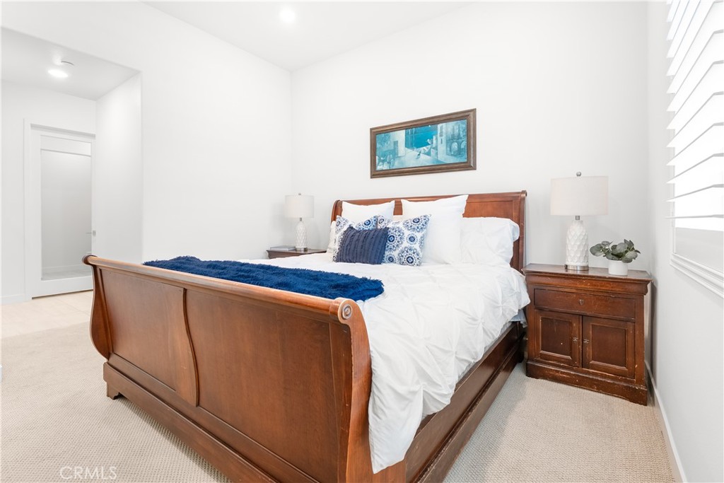 806 Sunrise Road