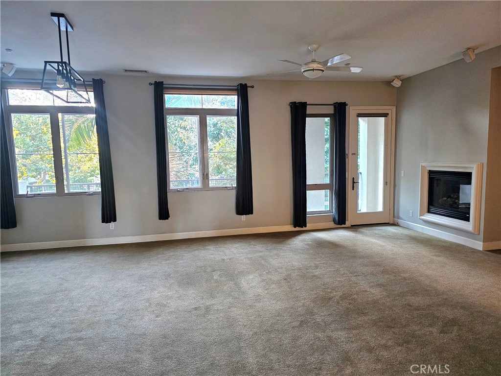 35 Vantis Drive