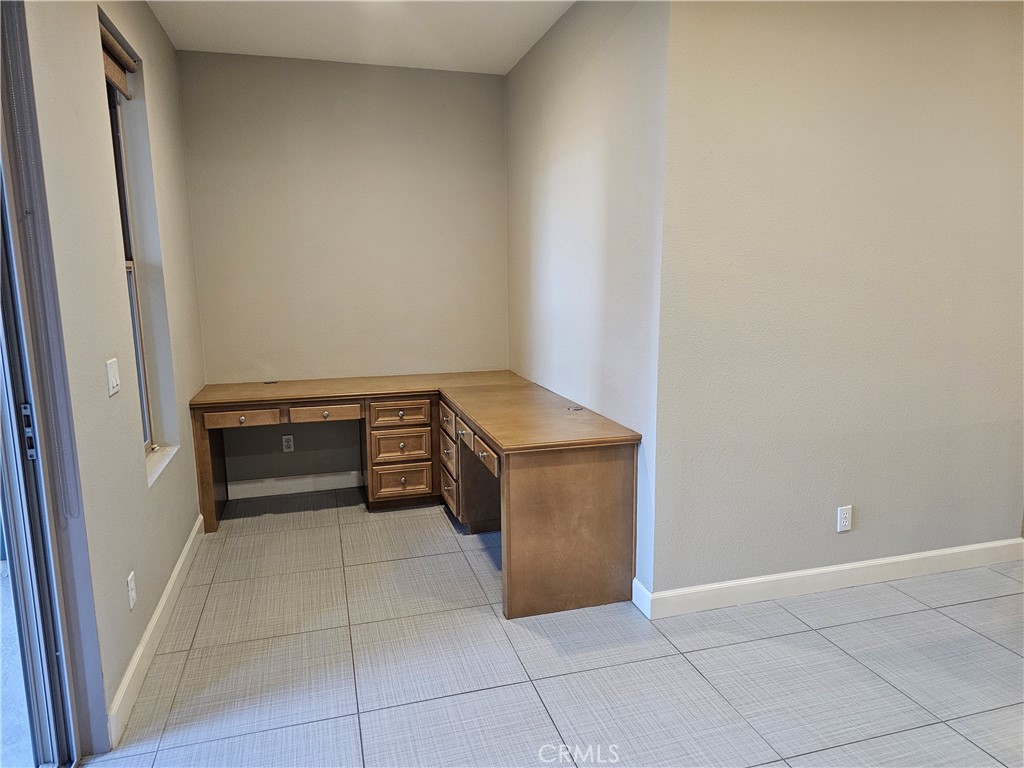 35 Vantis Drive