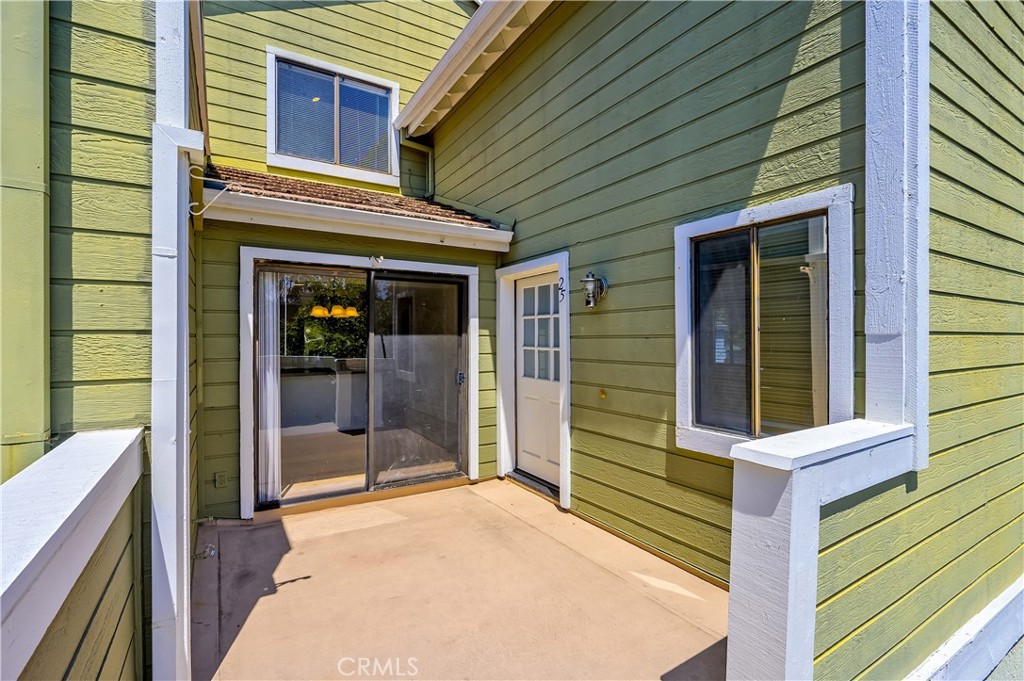 25 Clover Lane 359
