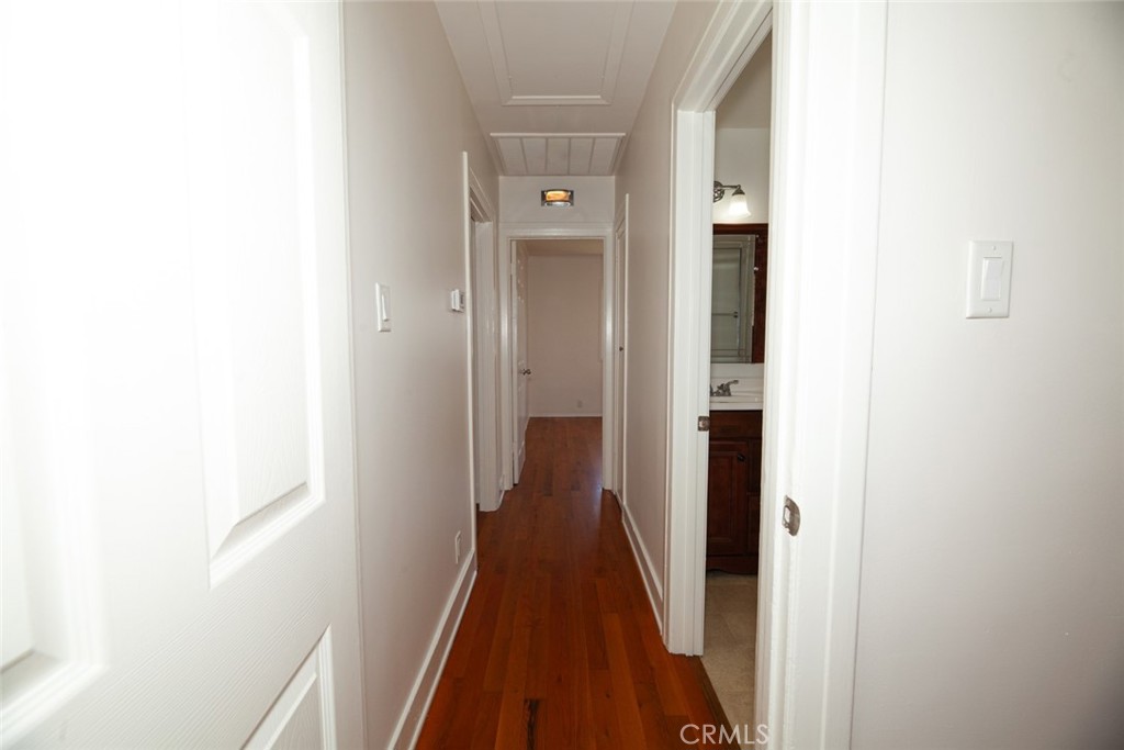 2429 W 73rd Street