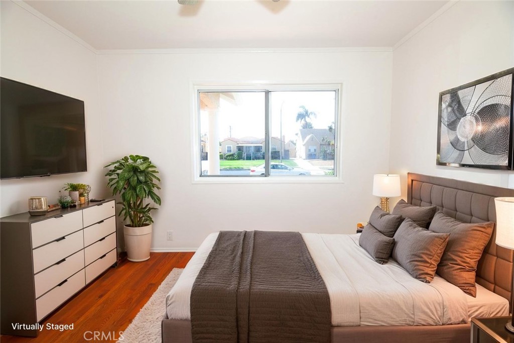 2429 W 73rd Street
