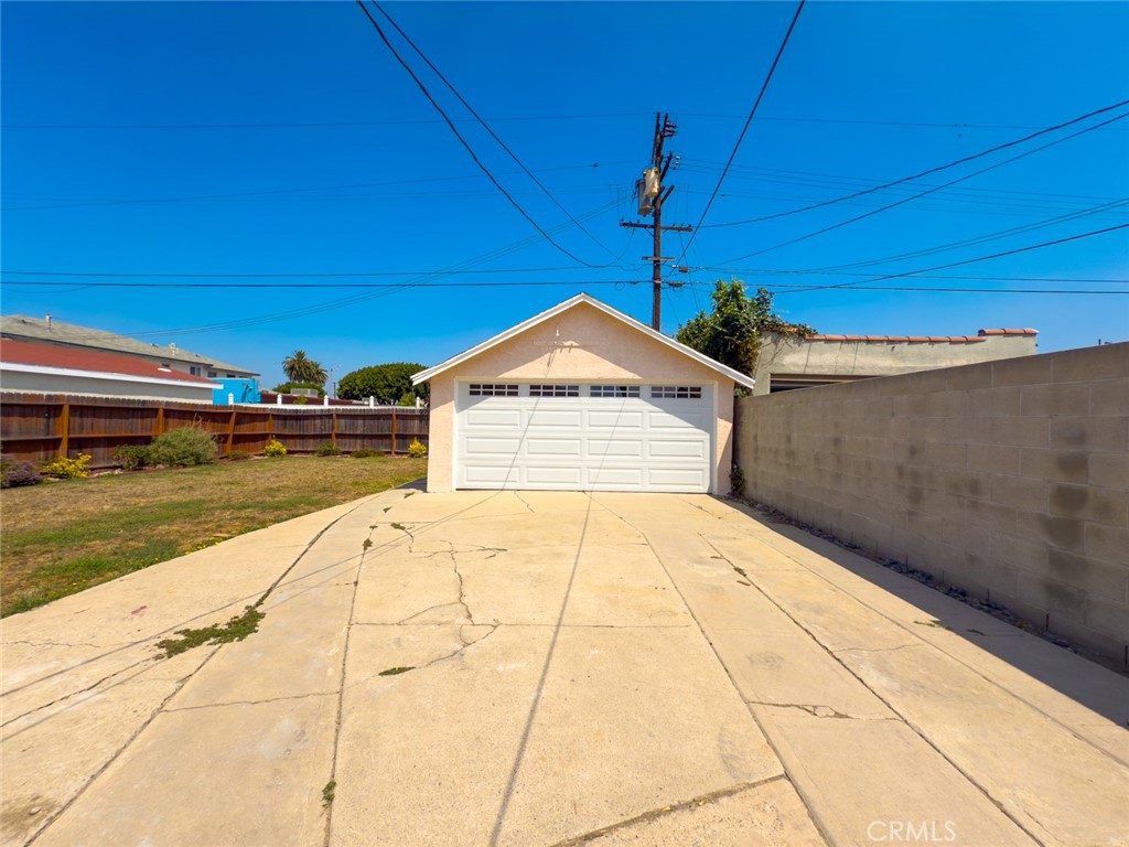 2429 W 73rd Street