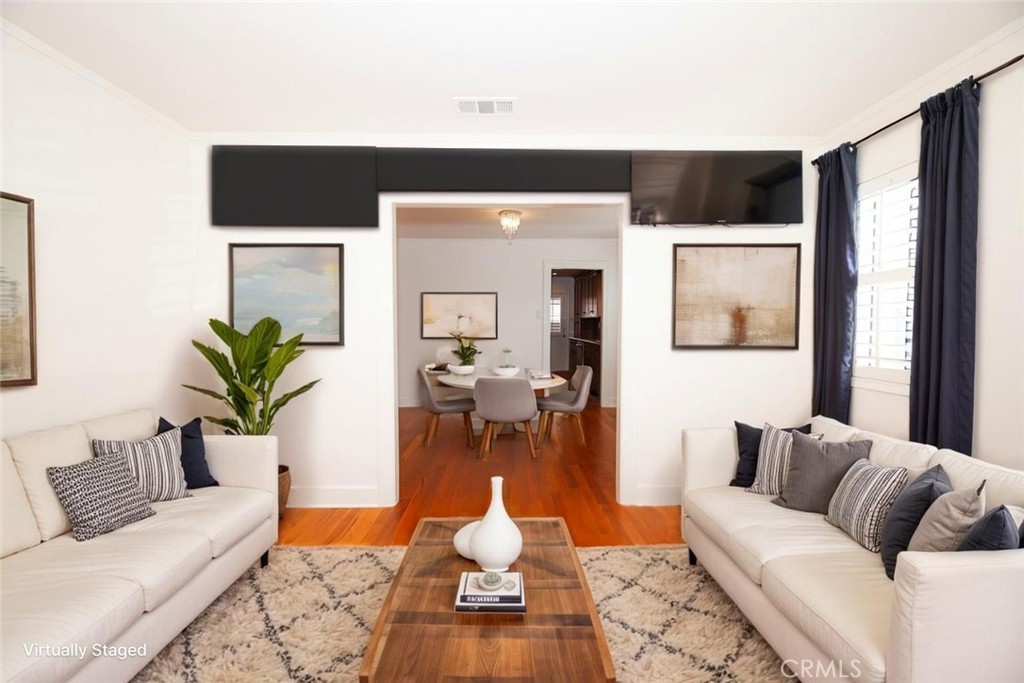 2429 W 73rd Street