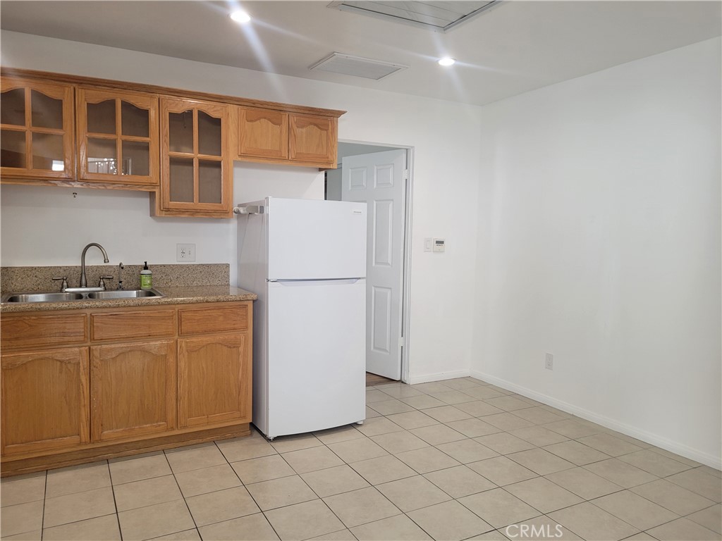 240 Linden Avenue F