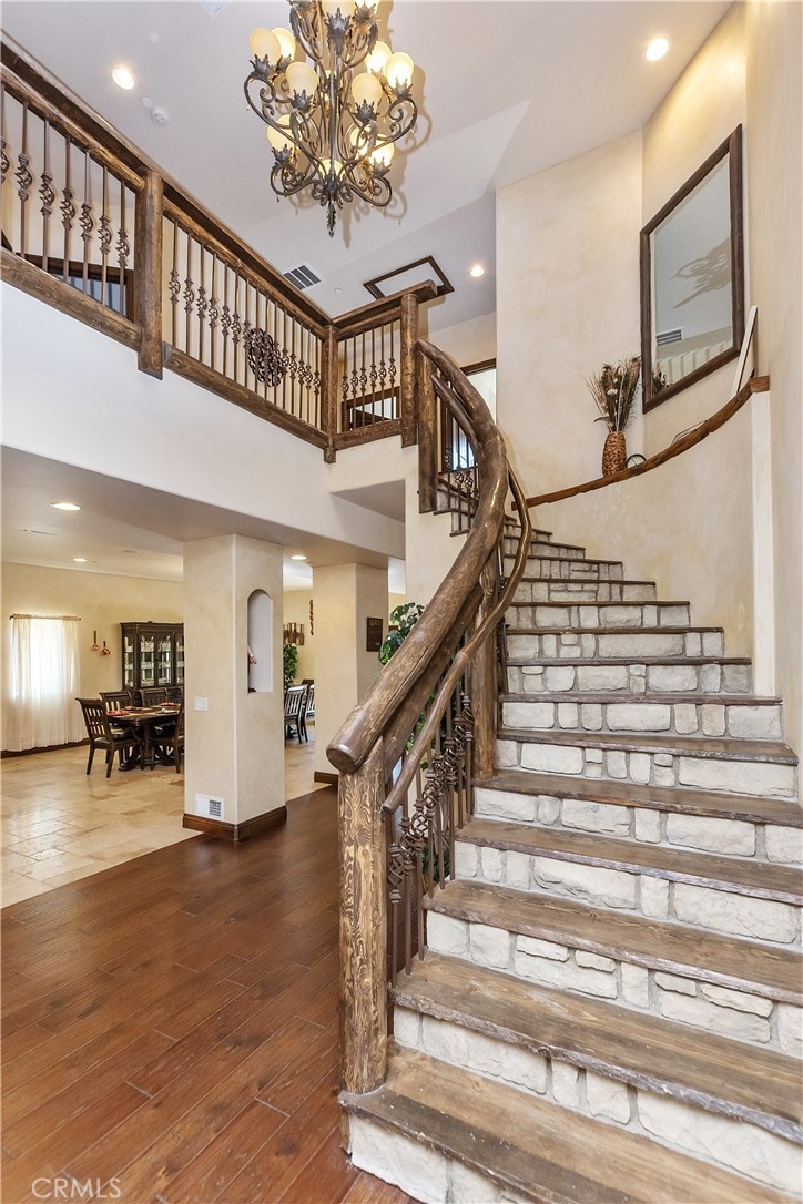216 Alp Court
