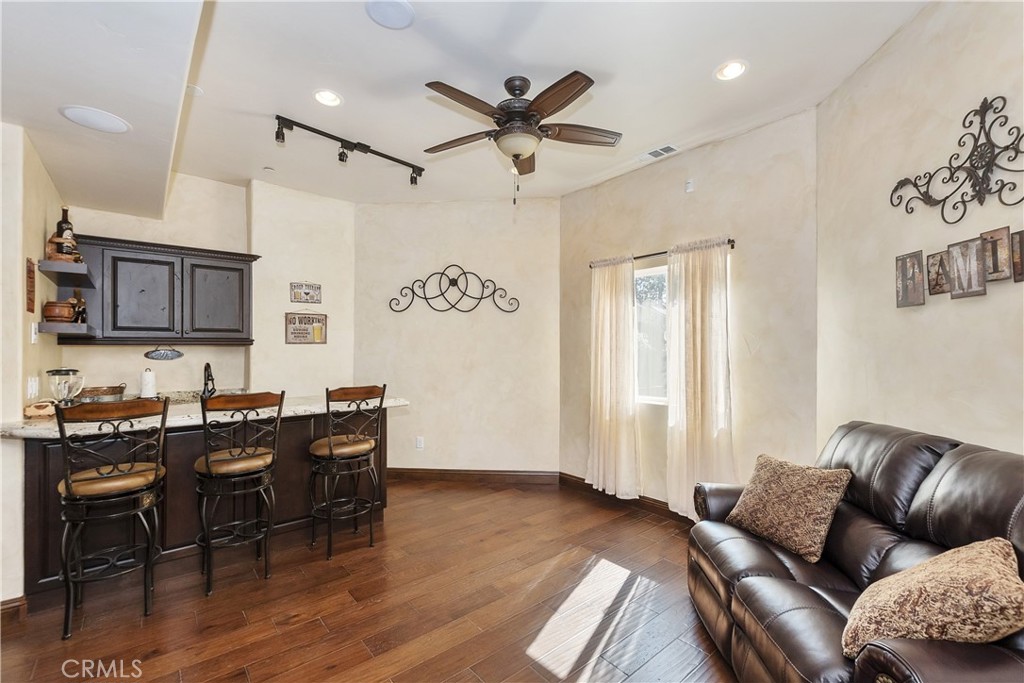 216 Alp Court