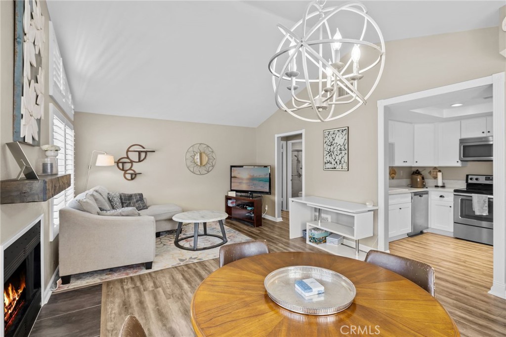 8 Summerwood