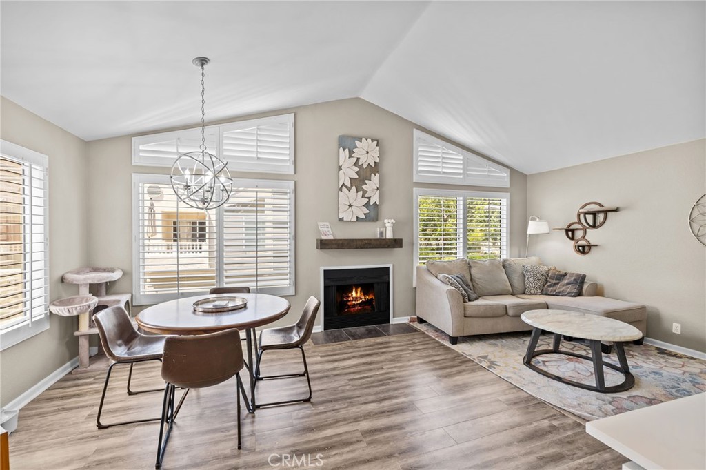 8 Summerwood