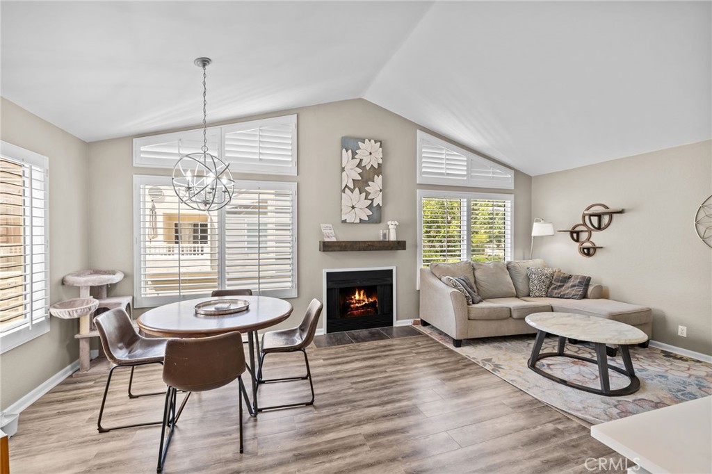 8 Summerwood