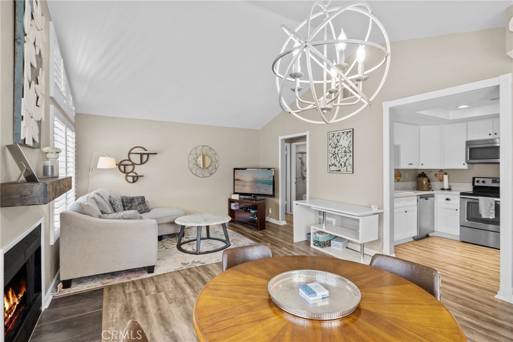 8 Summerwood