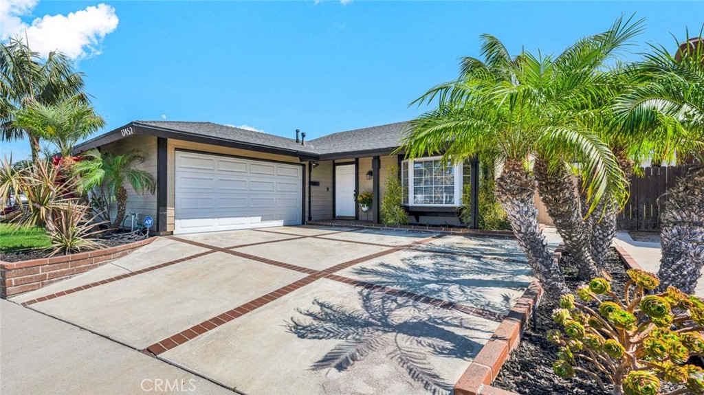 17452 Mayor Lane