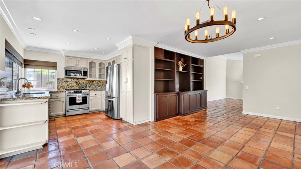 17452 Mayor Lane