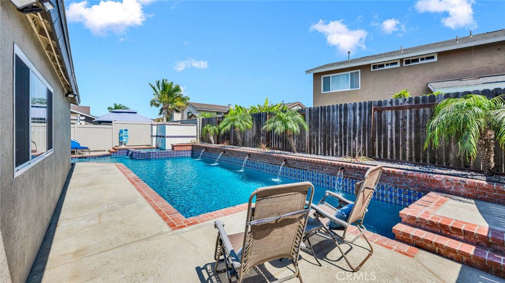 17452 Mayor Lane