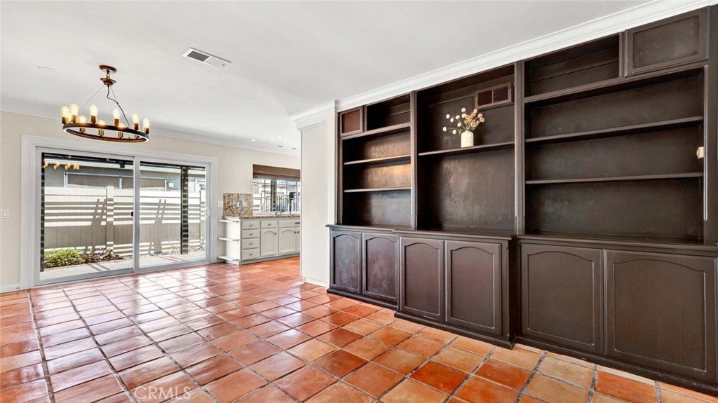 17452 Mayor Lane