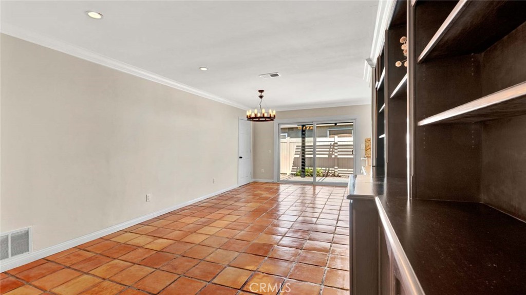 17452 Mayor Lane