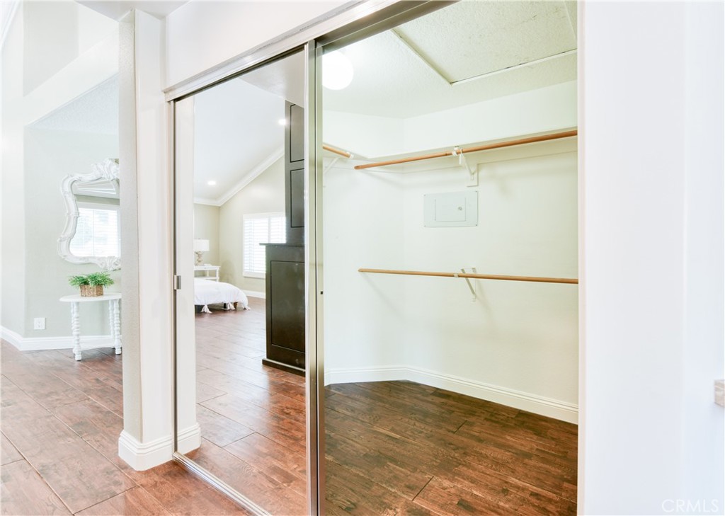 5420 Los Monteros