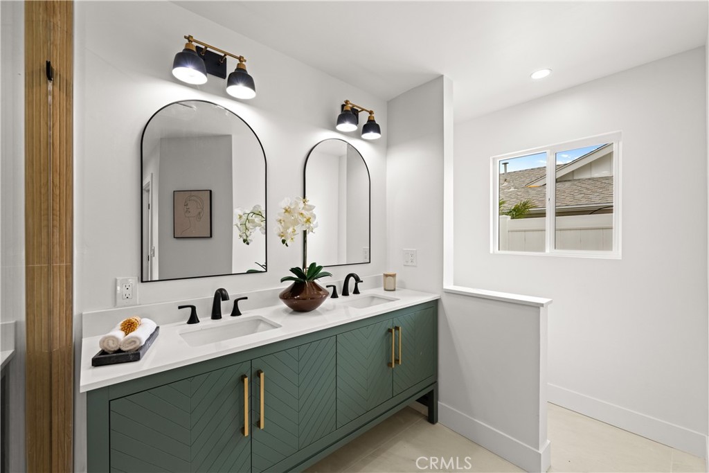 33592 Bremerton Street