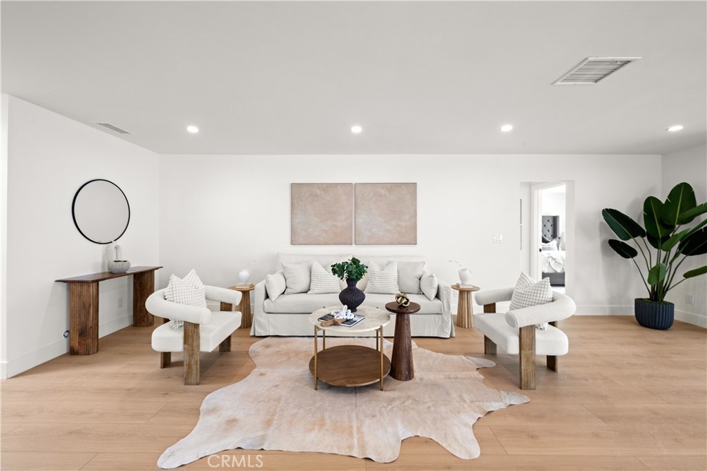 33592 Bremerton Street