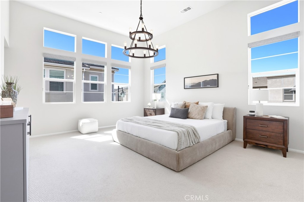 1142 Brush Creek