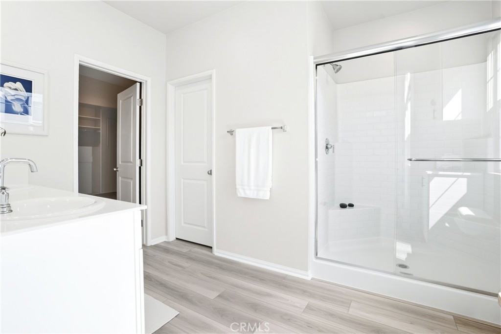 1142 Brush Creek