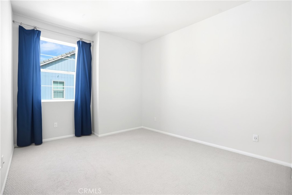 1142 Brush Creek