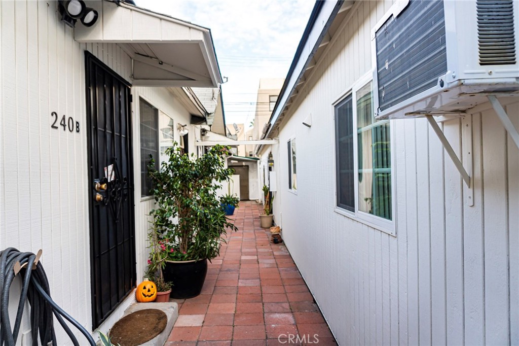 240 Linden Avenue A2