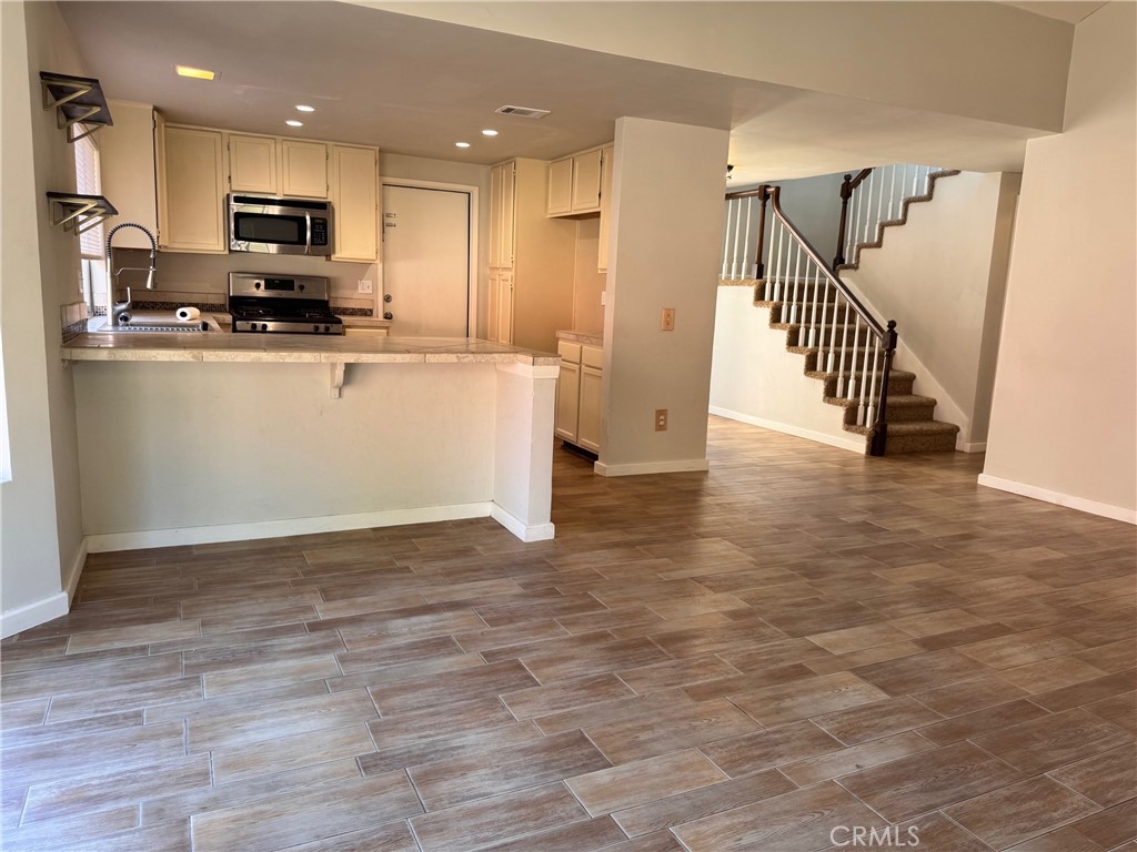 30628 Moontide Court