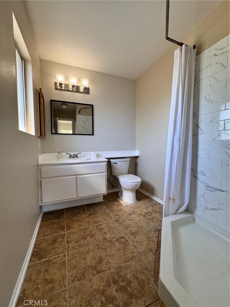 30628 Moontide Court