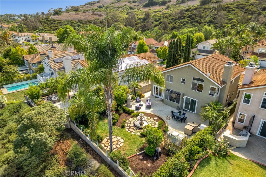 24255 Rue De Gauguin