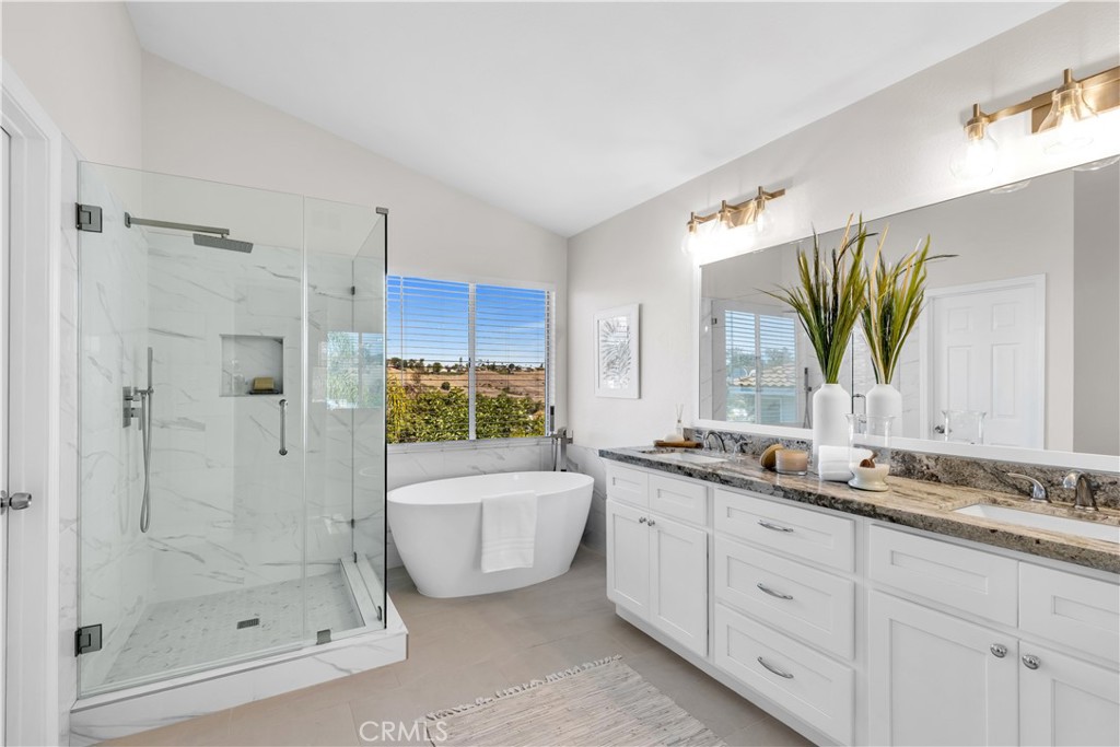 24255 Rue De Gauguin