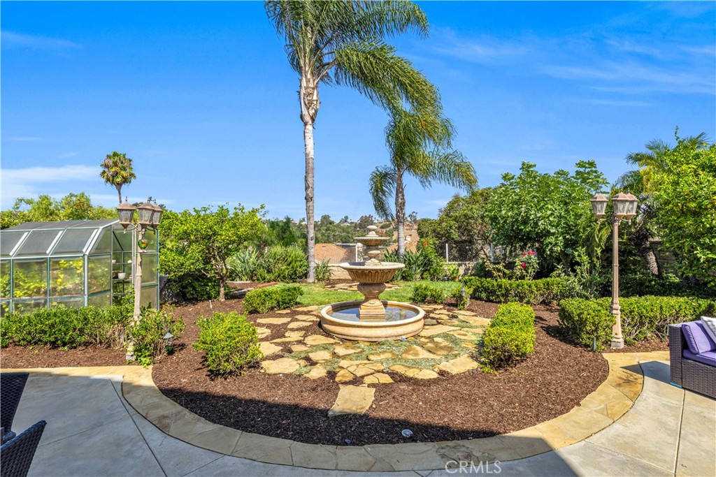 24255 Rue De Gauguin