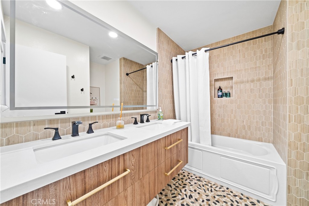 24762 Acropolis Drive