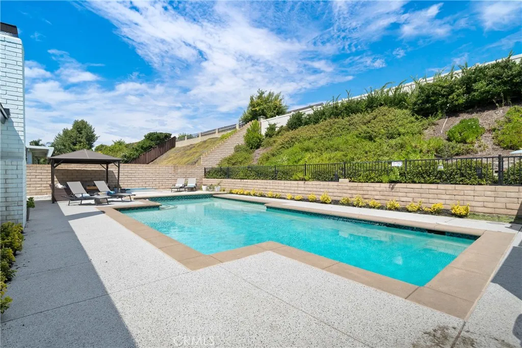 24762 Acropolis Drive