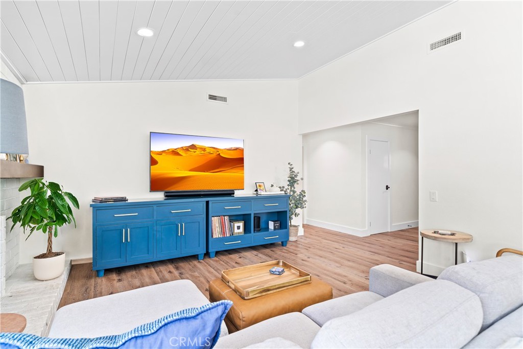 24762 Acropolis Drive