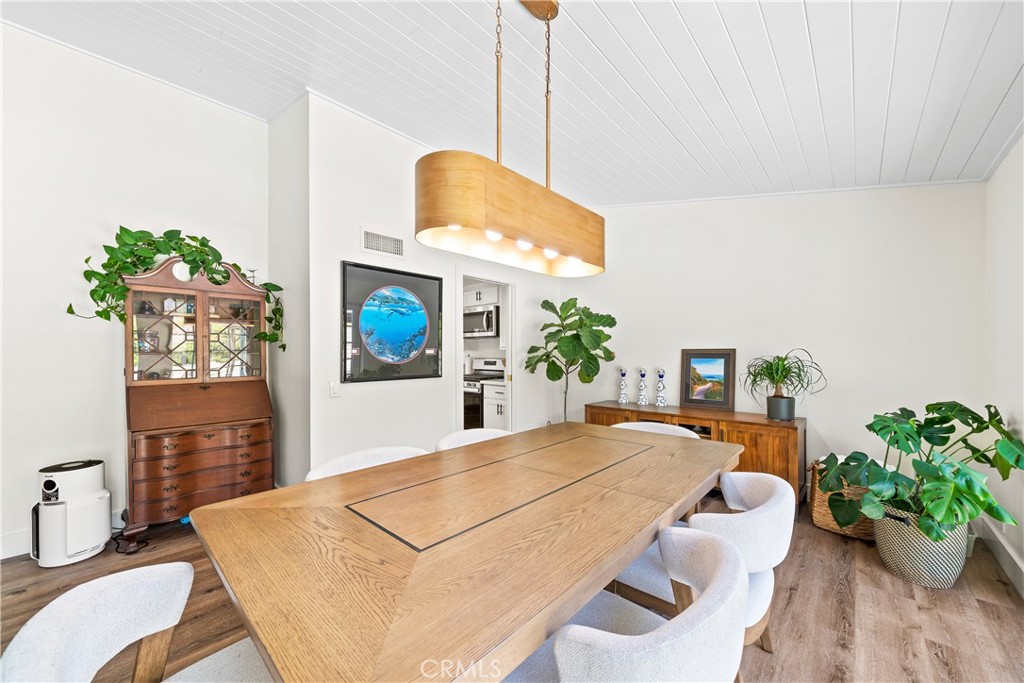 24762 Acropolis Drive