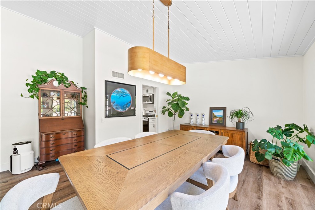 24762 Acropolis Drive